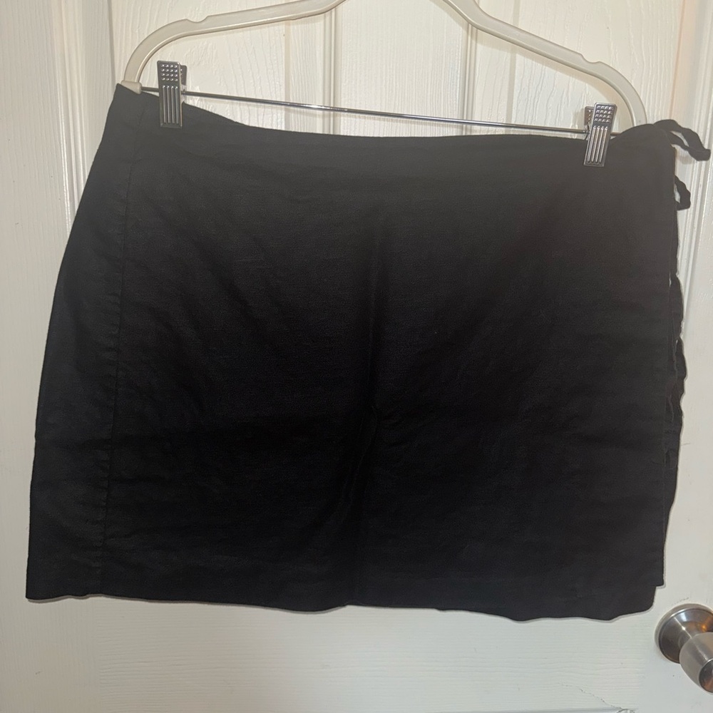 GAP Black Linen cotton wrap Mini Skirt w/ side tie
